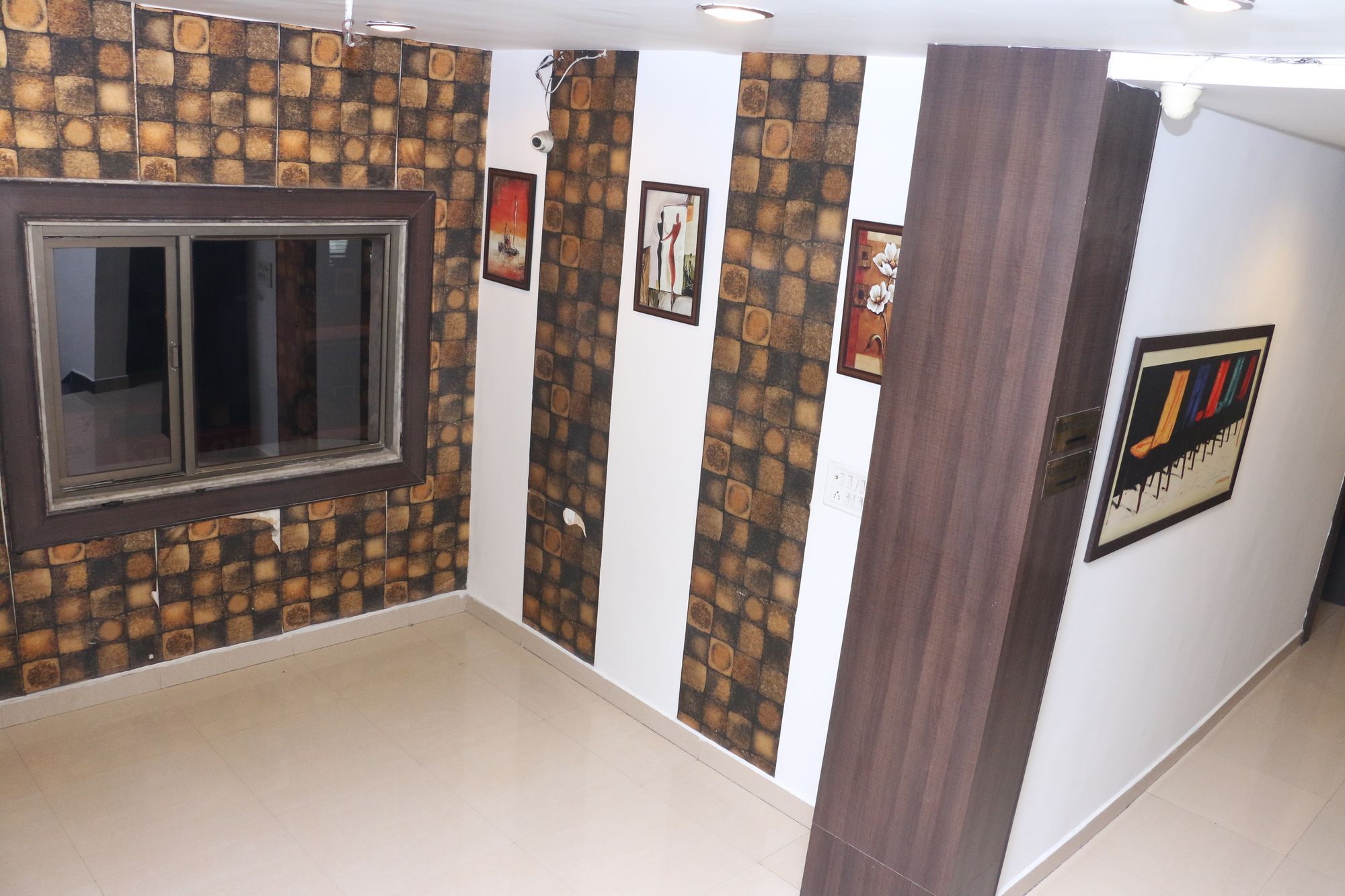 Hotel Shalimar Deluxe Bhopal Exteriör bild
